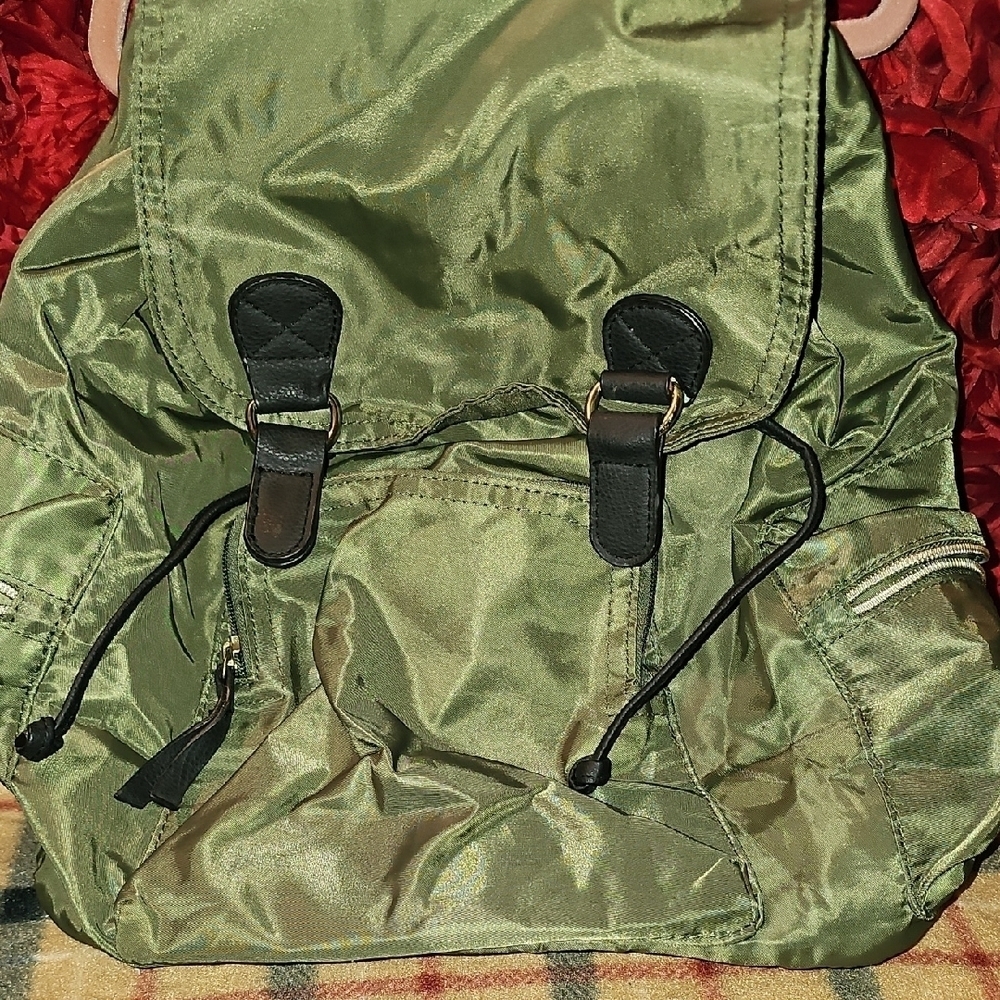 American Eagle Olive Green Nylon Backpack BRAND NEW